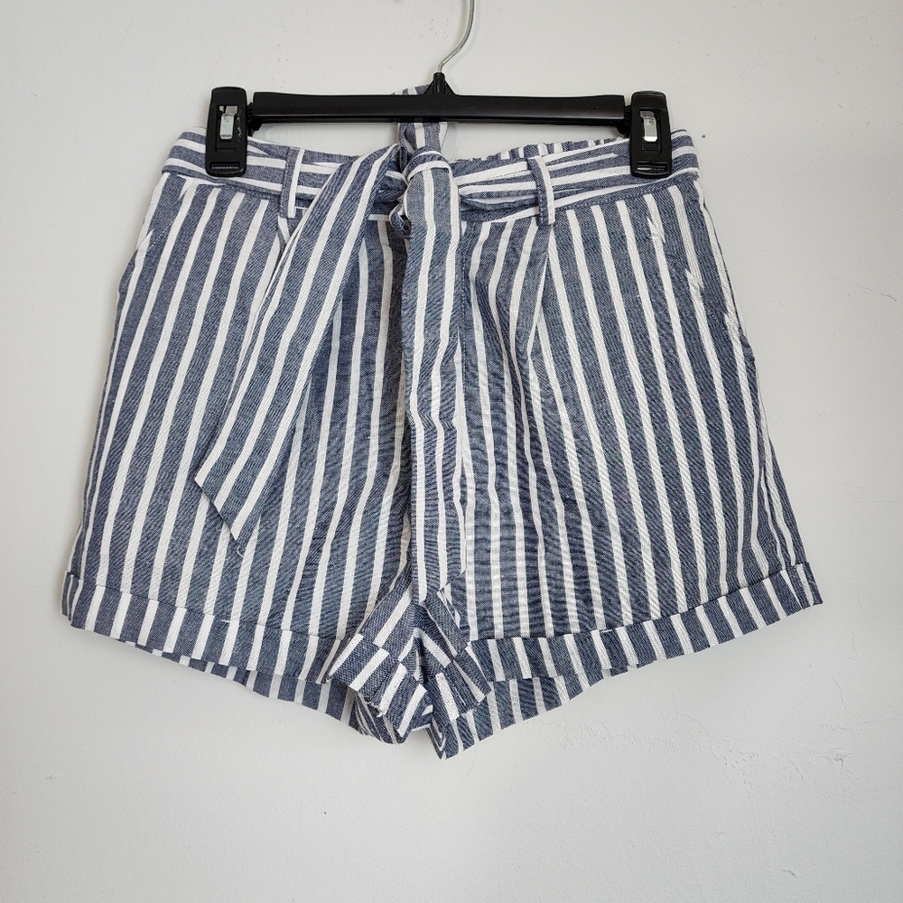 Blue & White High Waisted Striped  Belted Zipper Front  Shorts Size S NWOT